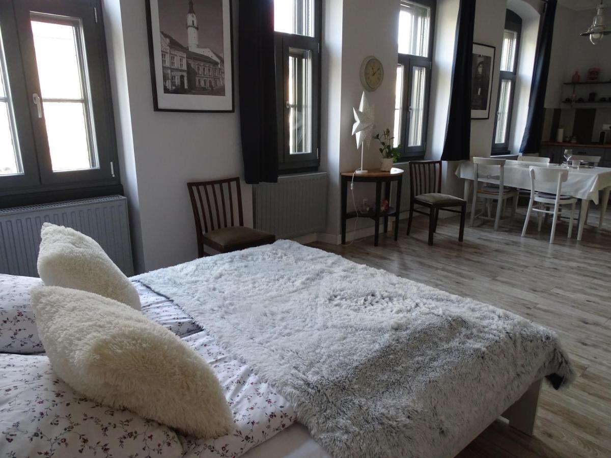 Óváros Apartman Veszprém Exterior foto